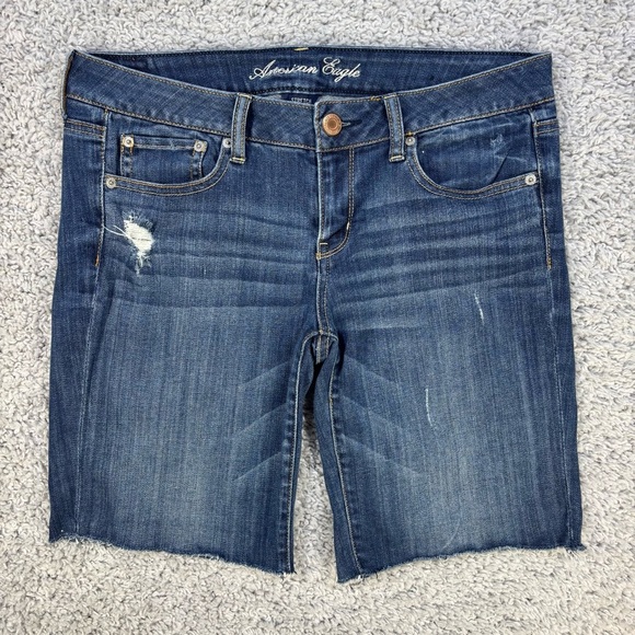 American Eagle Shorts Womens 10 Bermuda Cut Offs Raw Hem Distressed Casual Denim - Picture 1 of 5